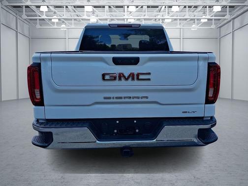 Summit White 2024 GMC Sierra 1500 SLT