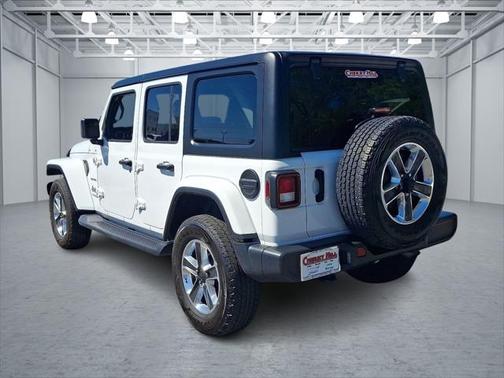 2022 Jeep Wrangler Unlimited Sahara 4x4