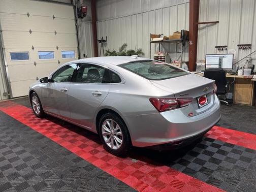 2022 Chevrolet Malibu FWD LT