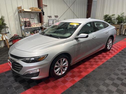 2022 Chevrolet Malibu FWD LT