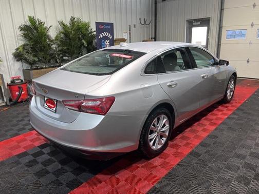 2022 Chevrolet Malibu FWD LT