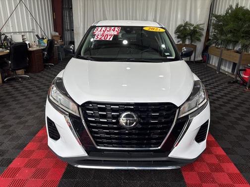 2021 Nissan Kicks S