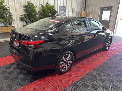 2023 Nissan Versa 1.6 SV