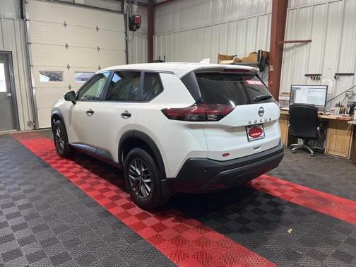 2021 Nissan Rogue S