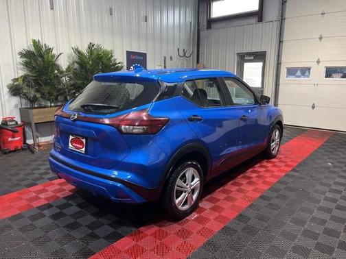 2021 Nissan Kicks S