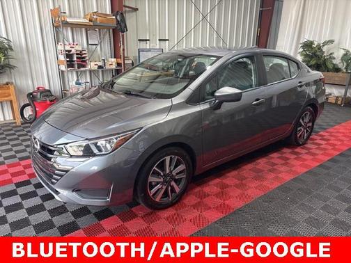 2023 Nissan Versa 1.6 SV