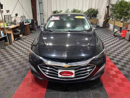 2022 Chevrolet Malibu FWD LT