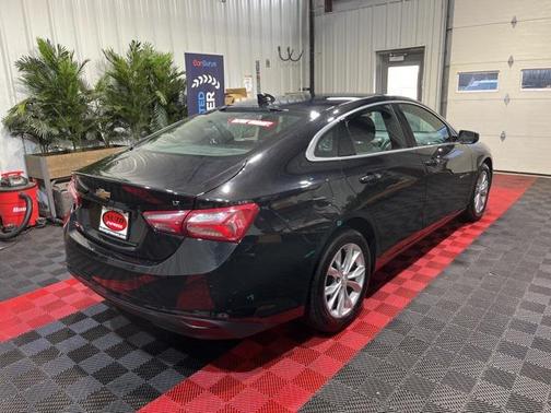 2022 Chevrolet Malibu FWD LT