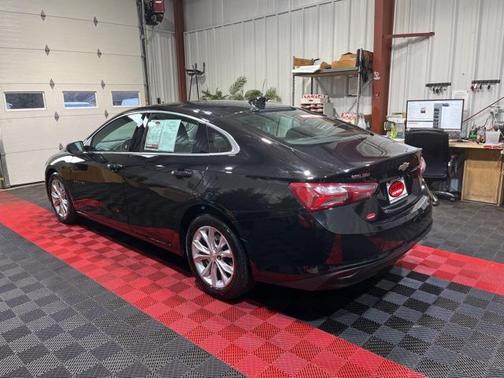 2022 Chevrolet Malibu FWD LT