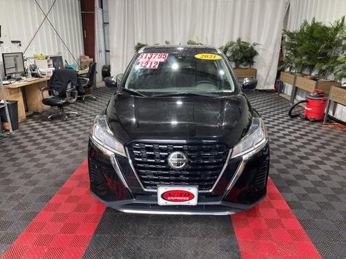 2021 Nissan Kicks S