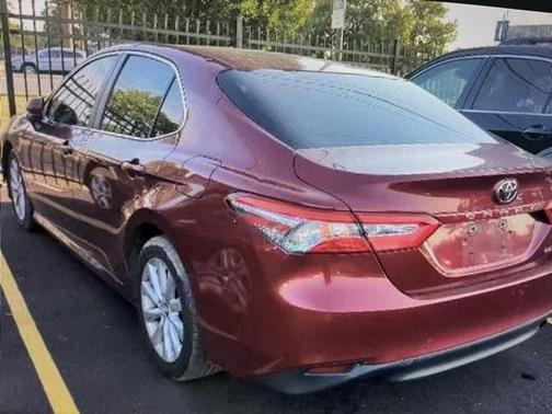 2018 Toyota Camry LE