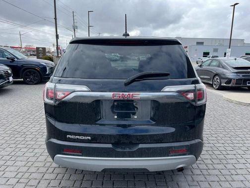 2018 GMC Acadia SLE-1