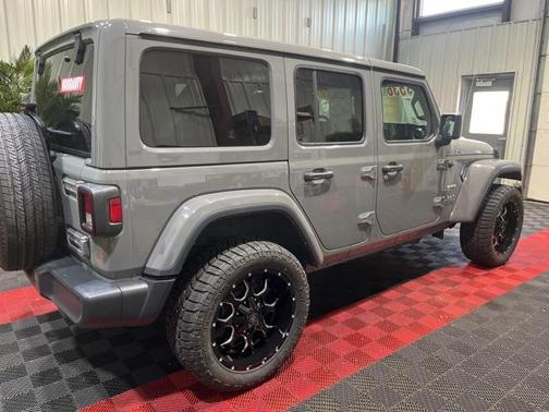 2023 Jeep Wrangler 4-Door Sahara