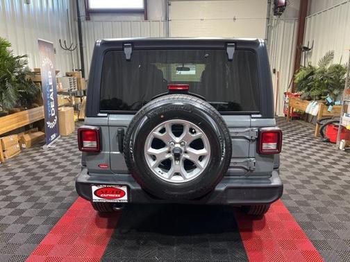 2021 Jeep Wrangler Unlimited Islander