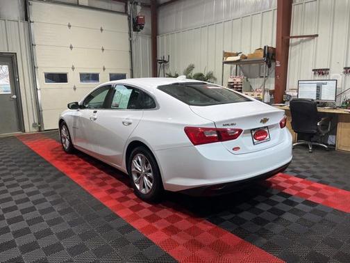 2019 Chevrolet Malibu Hybrid Base