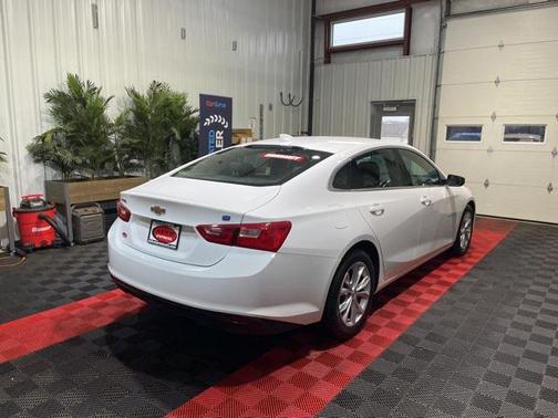 2019 Chevrolet Malibu Hybrid Base