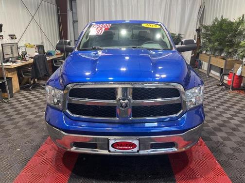 2019 RAM 1500 SLT