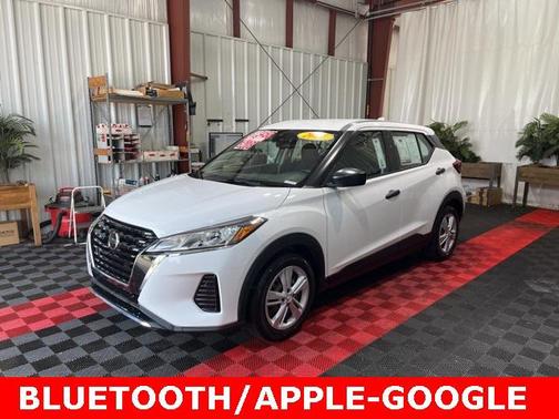 2021 Nissan Kicks S