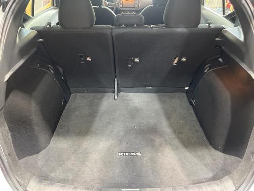 2021 Nissan Kicks S