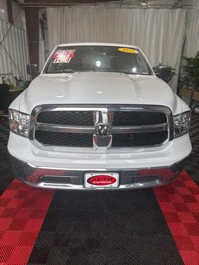 2022 RAM 1500 Classic SLT