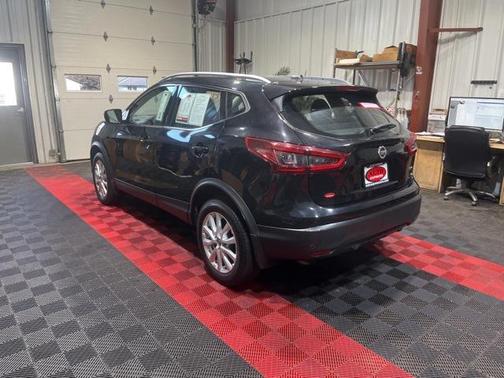 2020 Nissan Rogue Sport SV