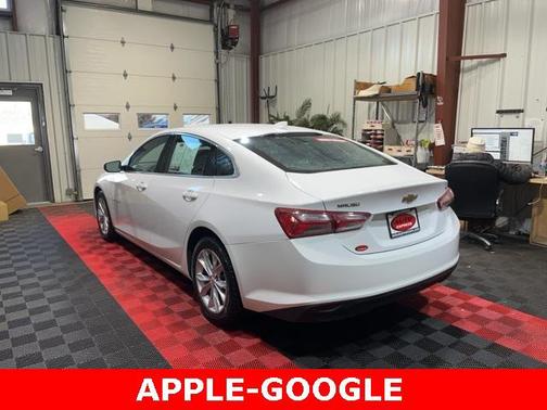 2022 Chevrolet Malibu FWD LT