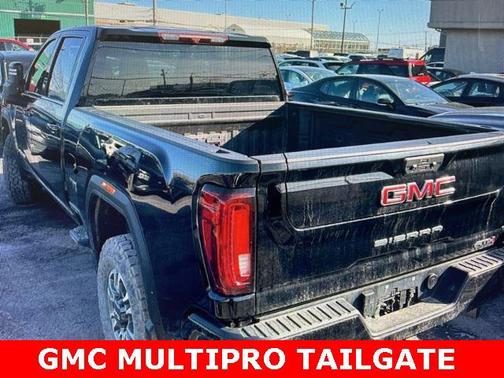 2022 GMC Sierra 2500 AT4