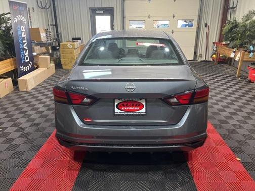 2024 Nissan Altima S FWD