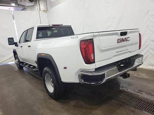 2022 GMC Sierra 3500 Base