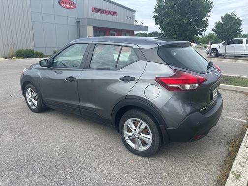 2020 Nissan Kicks S