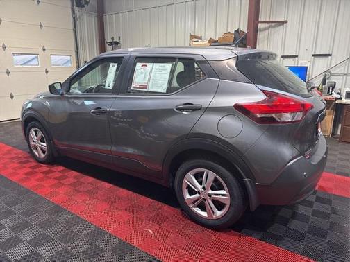 2020 Nissan Kicks S