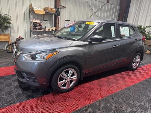 2020 Nissan Kicks S