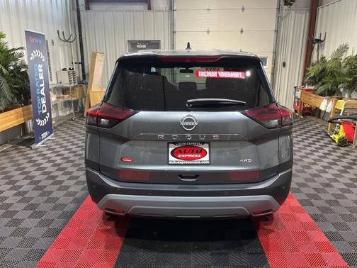 2022 Nissan Rogue S