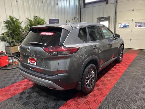 2022 Nissan Rogue S