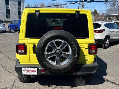 2023 Jeep Wrangler 4-Door Sahara