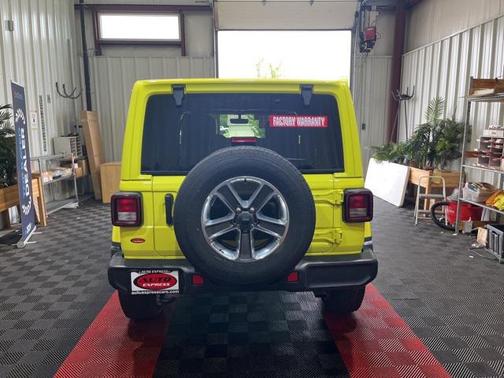 2023 Jeep Wrangler 4-Door Sahara