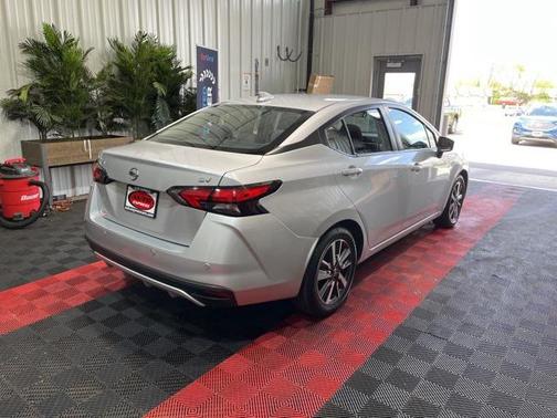 2021 Nissan Versa 1.6 SV