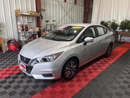 2021 Nissan Versa 1.6 SV