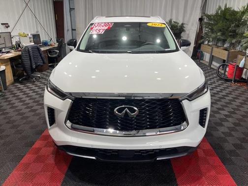 2022 INFINITI QX60 Luxe