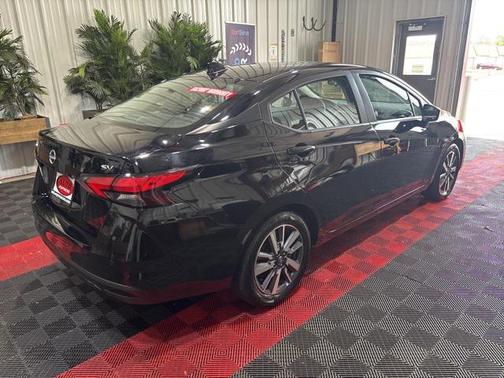 2023 Nissan Versa 1.6 SV