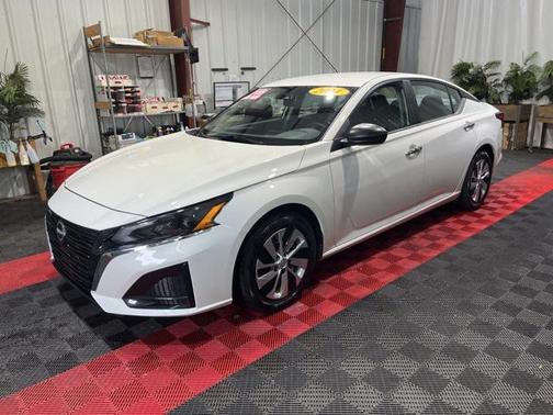 2024 Nissan Altima S FWD