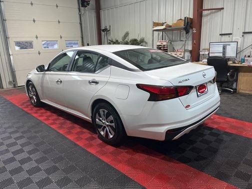 2024 Nissan Altima S FWD