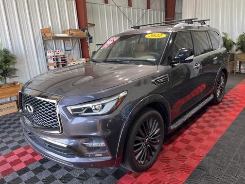 2022 INFINITI QX80 Luxe
