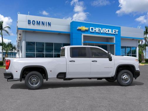 Summit White 2026 Chevrolet Silverado 3500 Crew Cab, Long Bed, WT Dual Rear Wheel, RWD