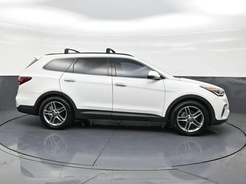 2018 Hyundai SANTA FE SE Ultimate