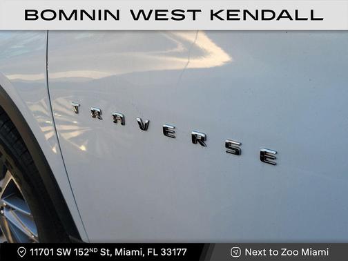 2022 Chevrolet Traverse LT Leather