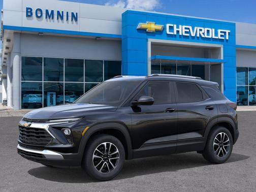 Mosaic Black Metallic 2026 Chevrolet Trailblazer LT