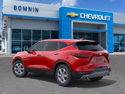 Radiant Red Tintcoat 2026 Chevrolet Blazer 2LT