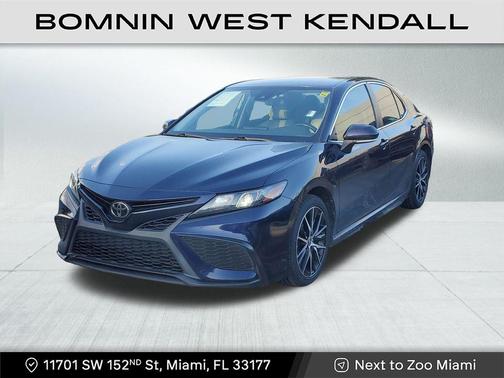 2022 Toyota Camry SE