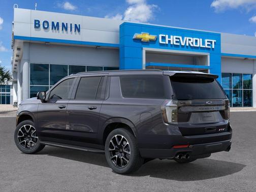 Dark Ash Metallic 2026 Chevrolet Suburban RST